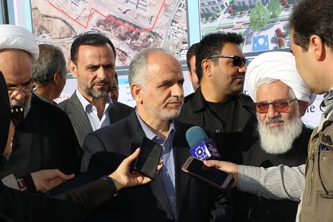 وزیر دادگستری در آئین کلنگ زنی پروژه‌های نهضت ملی مسکن در استان زنجان